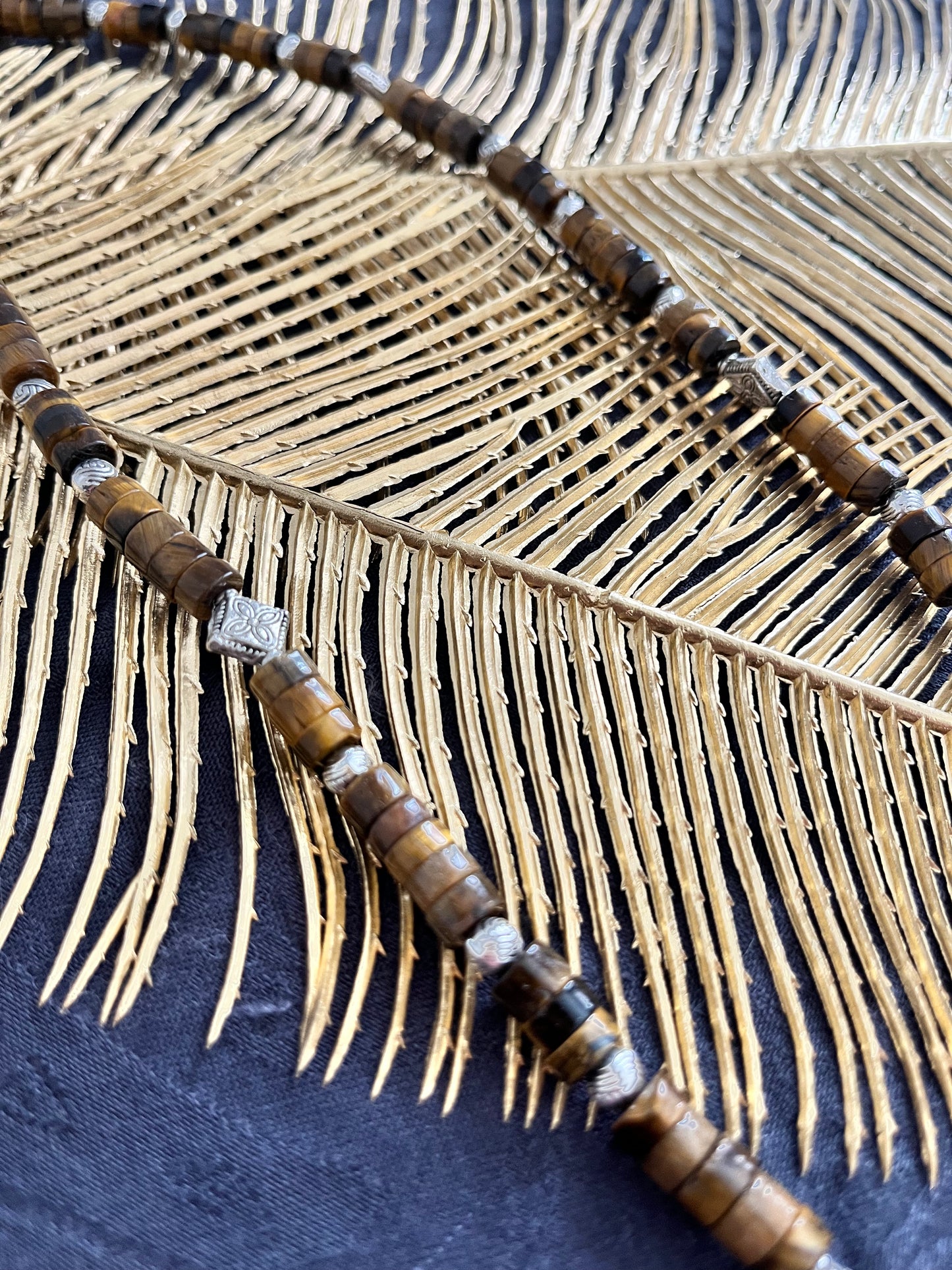 Collier heishi « protection » Oeil du tigre