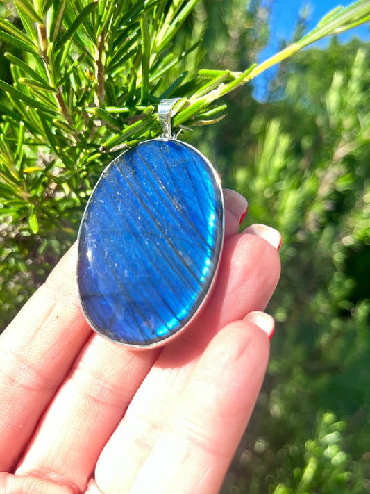 Pendentif « protection » Labradorite AAA et argent 925