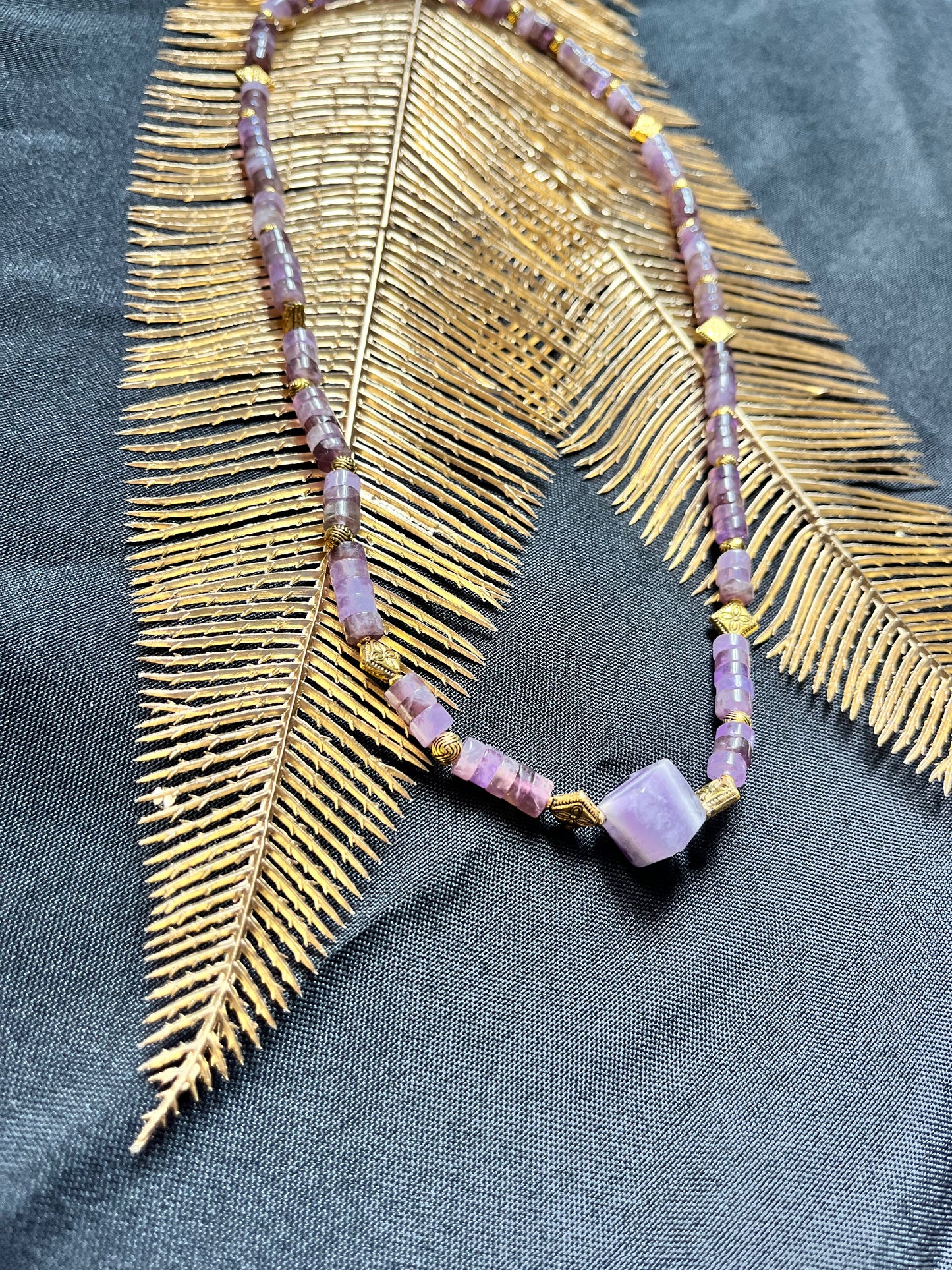 Collier “apaisant” en Améthyste