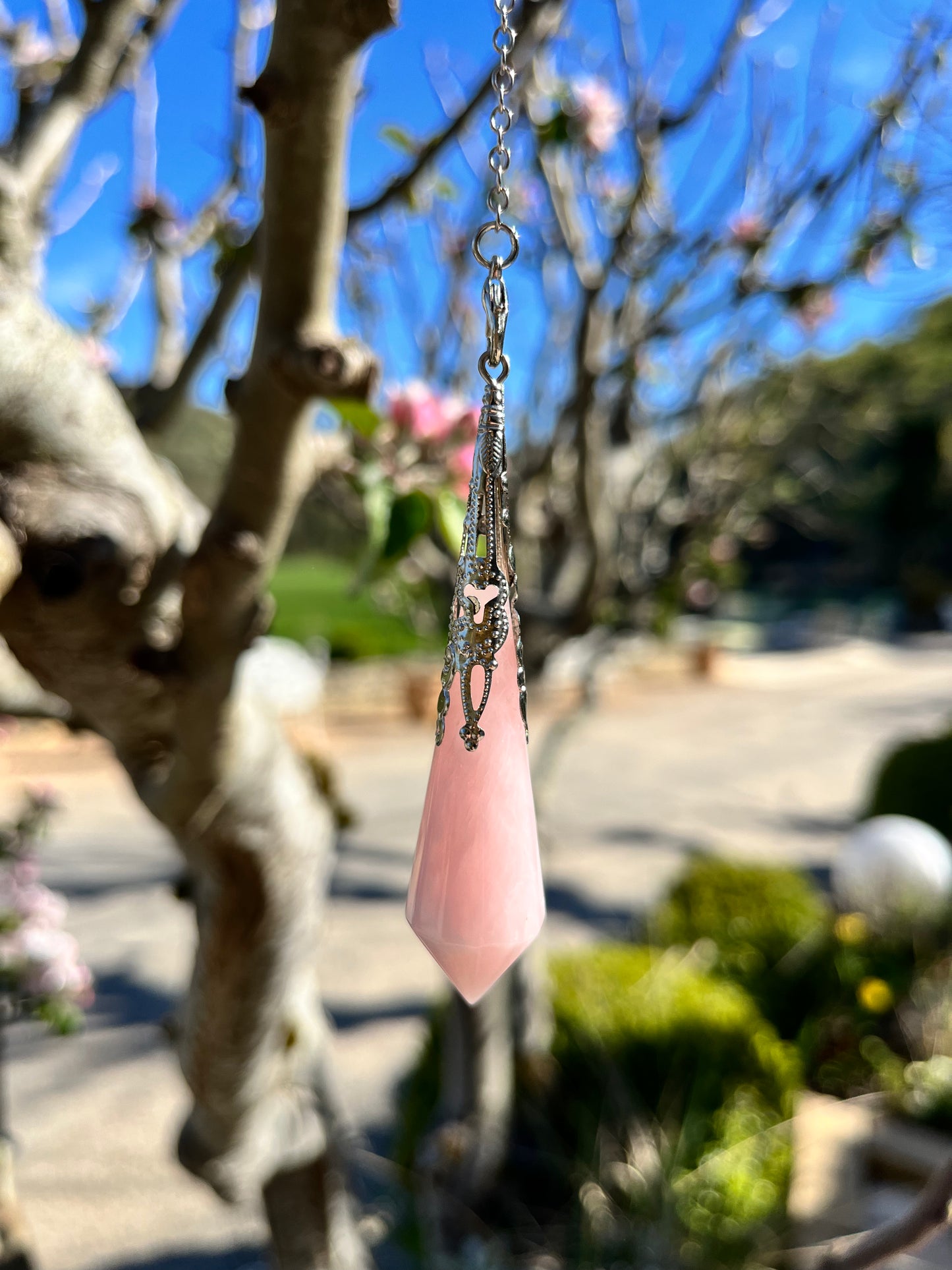 Pendule en quartz rose